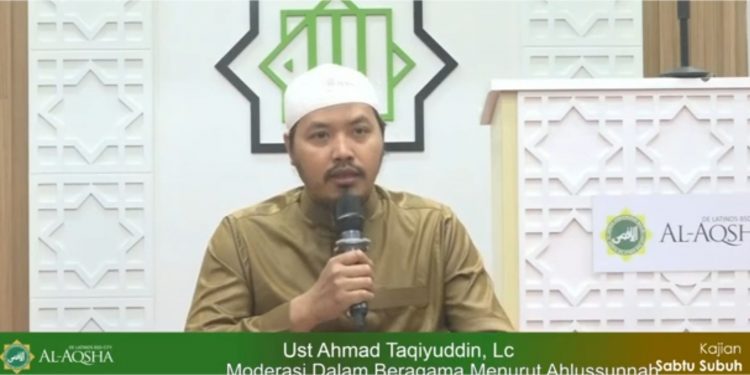 Moderasi Dalam Beragama Menurut Ahlussunnah